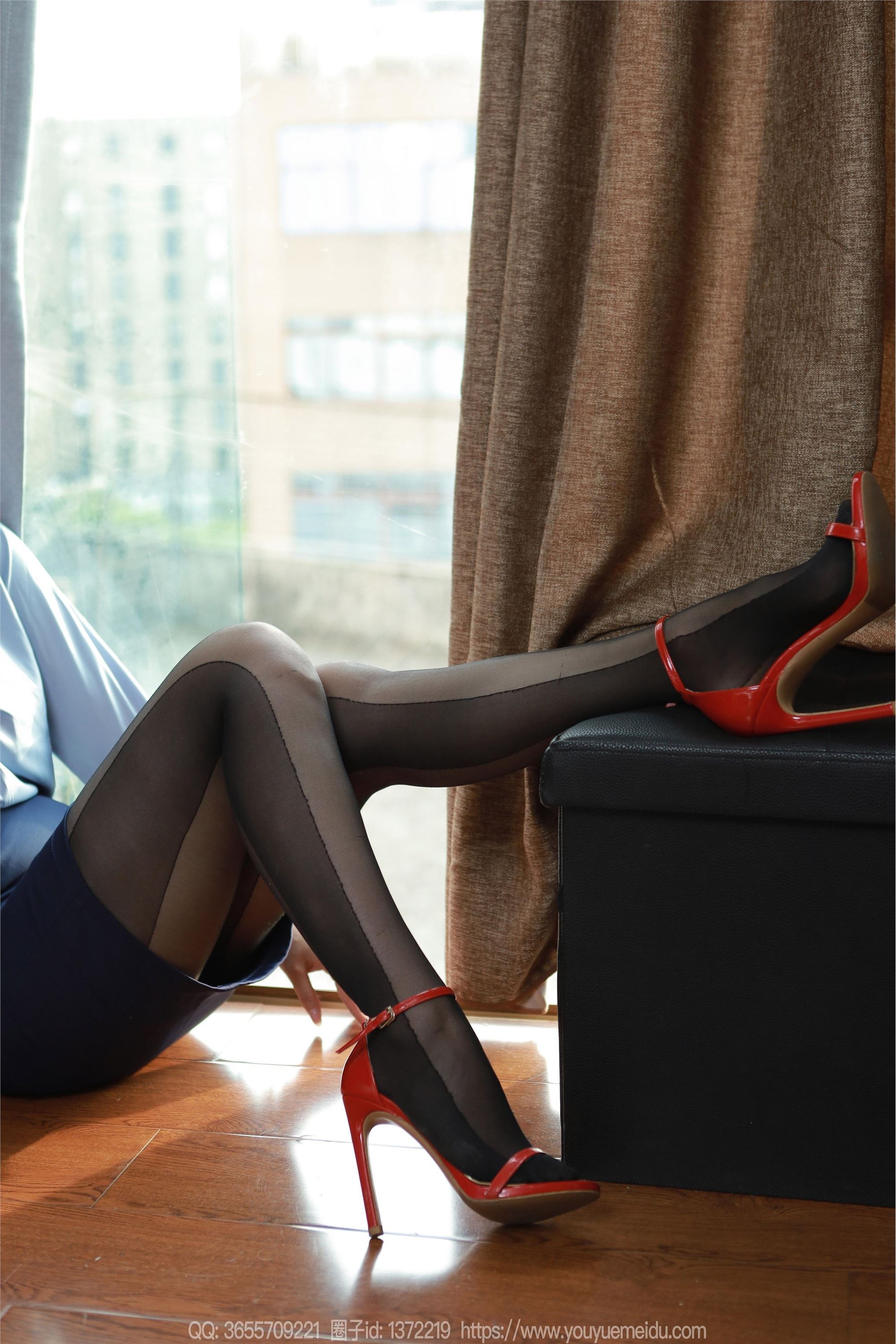 IESS异思趣向  2024.08.20 丝享家 1825 秋秋《美女记者》